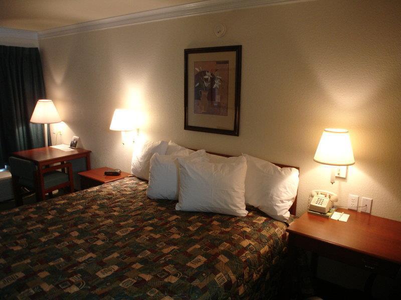 Best Western Canton Inn Værelse billede